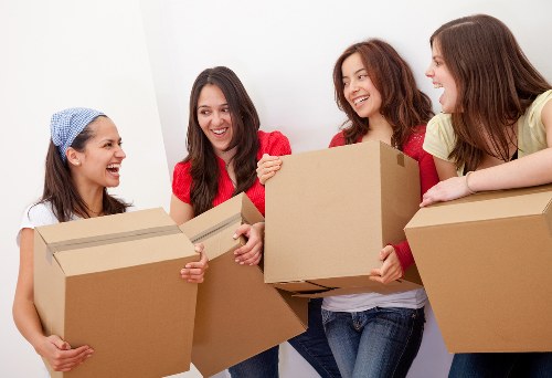 Storage-ready packing boxes for Crystal Palace homes and businesses