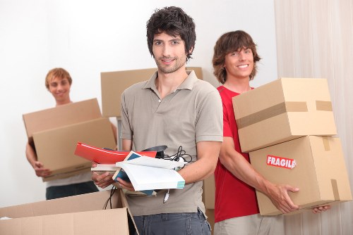 Flat removals in Crystal Palace with stair and access planning